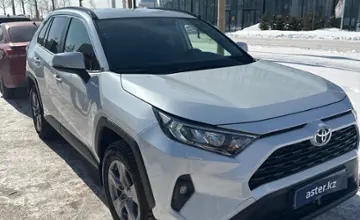 Toyota RAV4 2023 года за 18 000 000 тг. в Астана фото 3