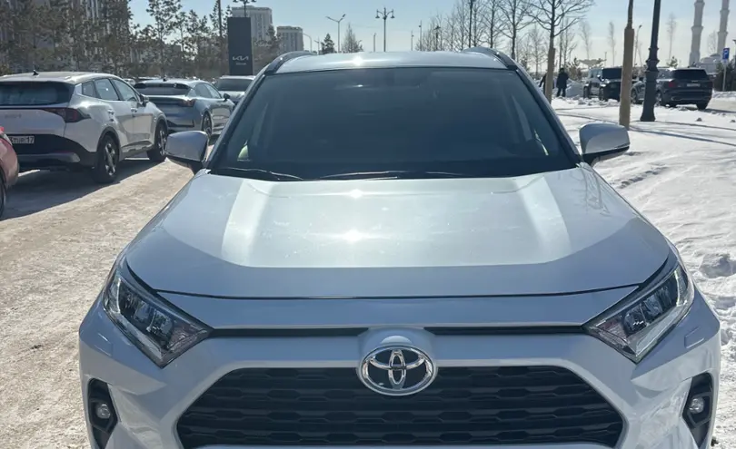 Toyota RAV4 2023 года за 18 000 000 тг. в Астана фото 2