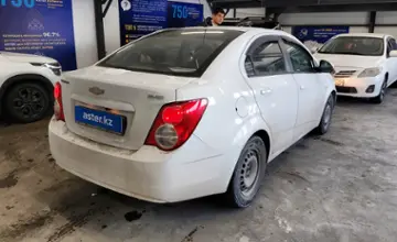 Chevrolet Aveo 2013 года за 3 200 000 тг. в Астана фото 3