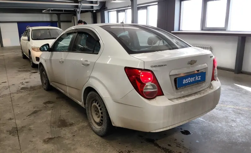 Chevrolet Aveo 2013 года за 3 200 000 тг. в Астана фото 4