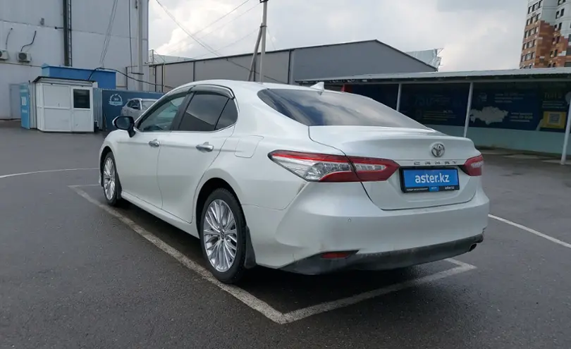 Toyota Camry 2021 года за 14 000 000 тг. в Шымкент фото 4