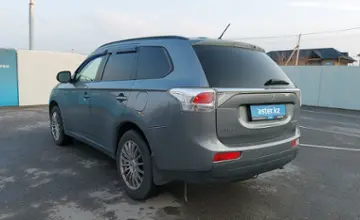 Mitsubishi Outlander 2012 года за 8 300 000 тг. в Шымкент фото 4