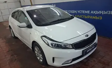 Kia Cerato 2017 года за 7 000 000 тг. в Астана фото 3