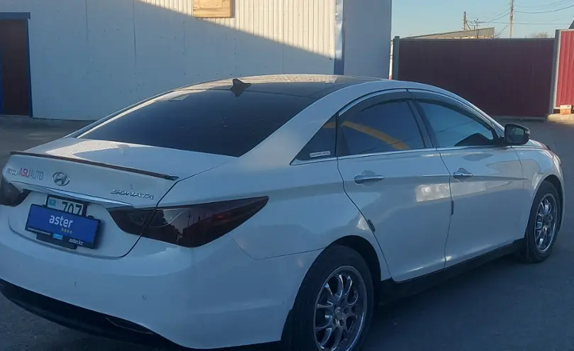 Hyundai Sonata 2012 года за 7 500 000 тг. в Атырау фото 5