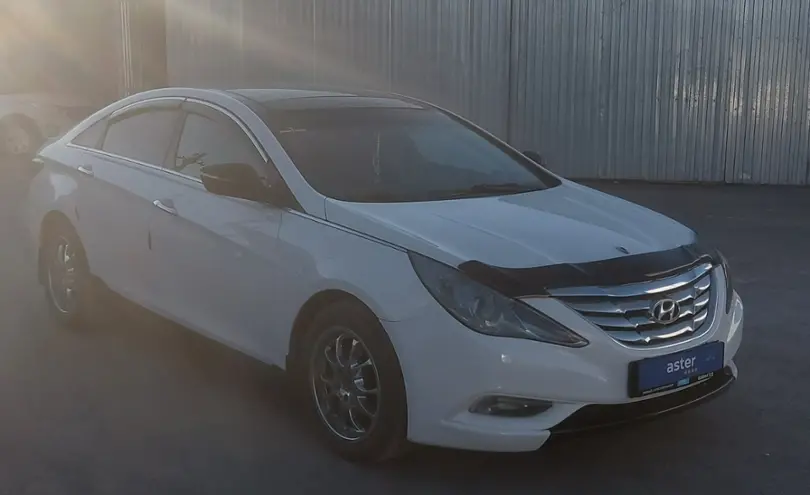 Hyundai Sonata 2012 года за 7 500 000 тг. в Атырау фото 3