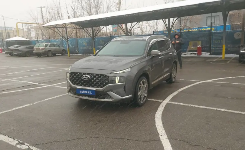Hyundai Santa Fe 2022 года за 17 500 000 тг. в Алматы