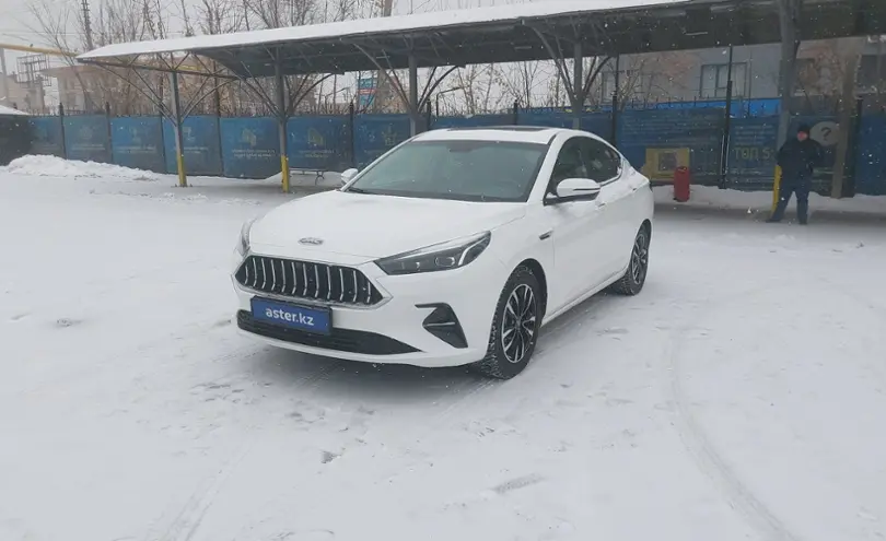 JAC J7 2024 года за 7 000 000 тг. в Алматы