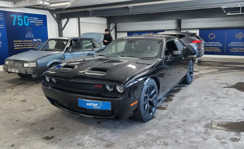 Dodge Challenger 2014 года за 18 000 000 тг. в Астана