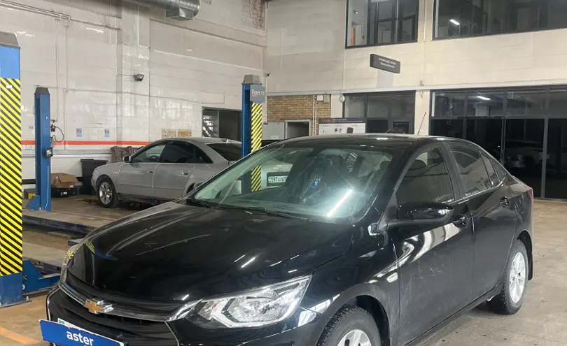 Chevrolet Onix 2024 года за 5 885 000 тг. в Караганда