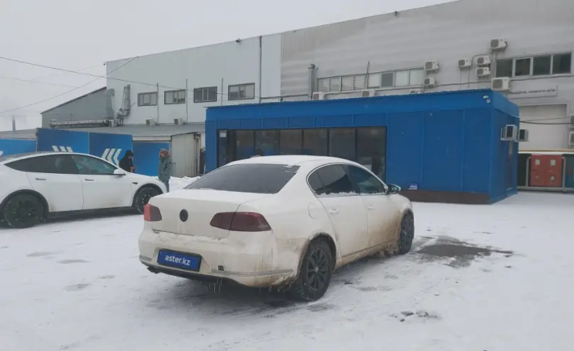 Volkswagen Passat 2014 года за 5 500 000 тг. в Алматы фото 3