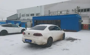 Volkswagen Passat 2014 года за 5 500 000 тг. в Алматы фото 3