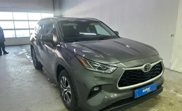 Toyota Highlander 2021 года за 24 000 000 тг. в Павлодар фото 3