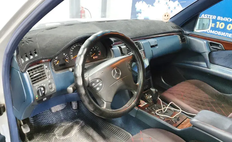 Mercedes-Benz E-Класс 1998 года за 3 500 000 тг. в Астана фото 5
