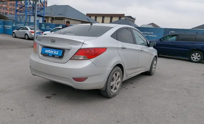 Hyundai Accent 2013 года за 4 000 000 тг. в Шымкент фото 3