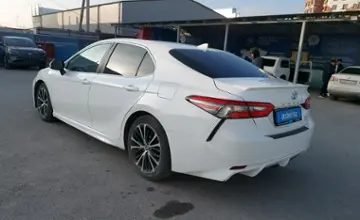 Toyota Camry 2018 года за 11 500 000 тг. в Шымкент фото 4