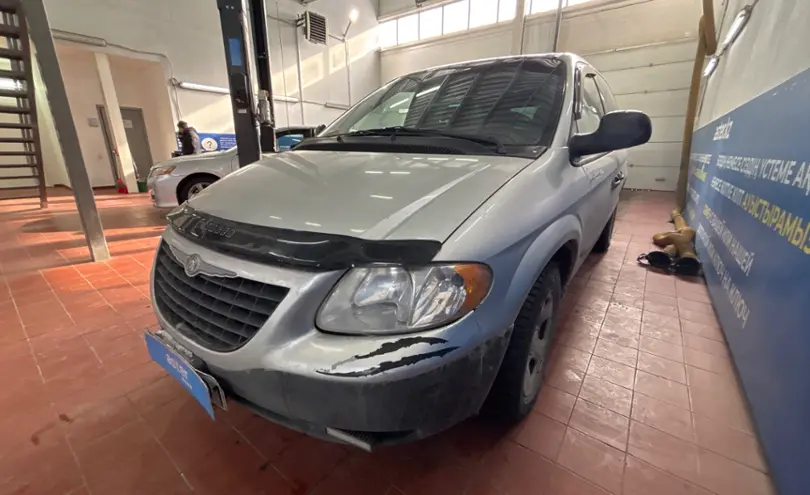 Chrysler Voyager 2002 года за 3 000 000 тг. в Астана