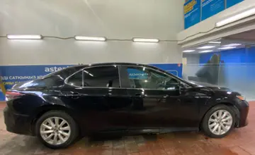 Toyota Camry 2018 года за 12 000 000 тг. в Астана фото 4