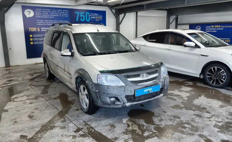 LADA (ВАЗ) Largus Cross 2017 года за 4 200 000 тг. в Астана фото 2