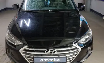 Hyundai Elantra 2017 года за 7 500 000 тг. в Уральск фото 2