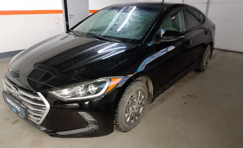 Hyundai Elantra 2017 года за 7 500 000 тг. в Уральск