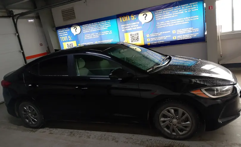 Hyundai Elantra 2017 года за 7 500 000 тг. в Уральск фото 4