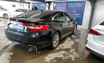 Hyundai Grandeur 2015 года за 9 000 000 тг. в Астана фото 3