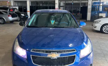 Chevrolet Cruze 2011 года за 2 500 000 тг. в Караганда фото 2