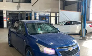 Chevrolet Cruze 2011 года за 2 500 000 тг. в Караганда фото 3
