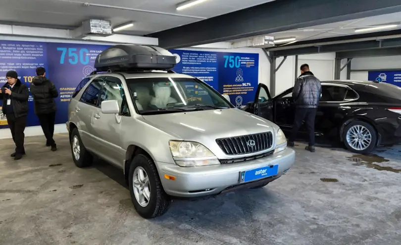 Lexus RX 2001 года за 5 500 000 тг. в Астана фото 2