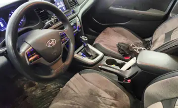 Hyundai Elantra 2017 года за 6 500 000 тг. в Астана фото 5