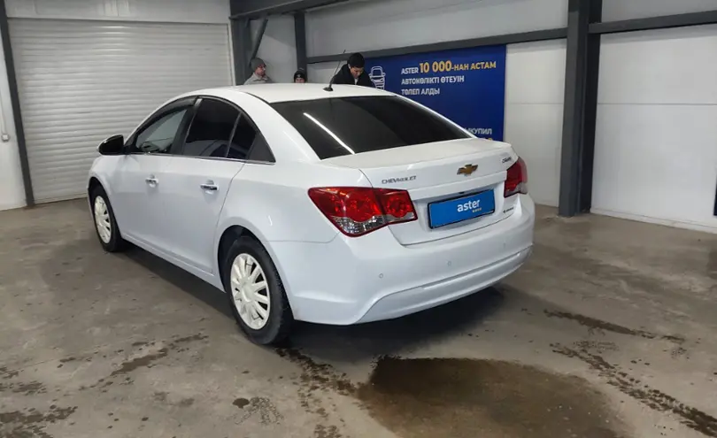 Chevrolet Cruze 2014 года за 5 300 000 тг. в Астана фото 4