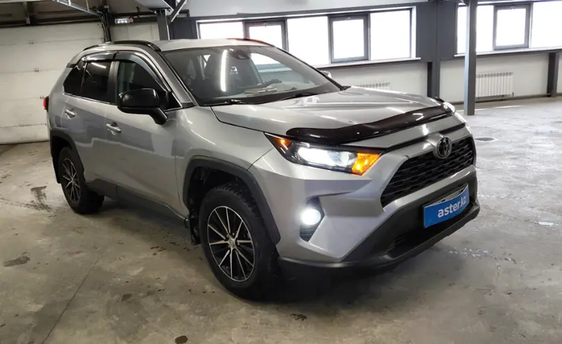 Toyota RAV4 2021 года за 16 000 000 тг. в Астана фото 2