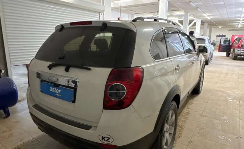 Chevrolet Captiva 2007 года за 4 500 000 тг. в Актобе фото 5