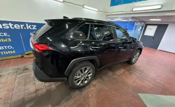 Toyota RAV4 2021 года за 16 000 000 тг. в Астана фото 4