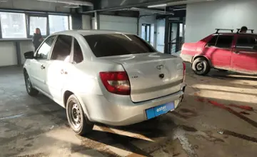 LADA (ВАЗ) Granta 2015 года за 3 500 000 тг. в Астана фото 4