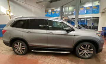 Honda Pilot 2017 года за 17 000 000 тг. в Астана фото 4