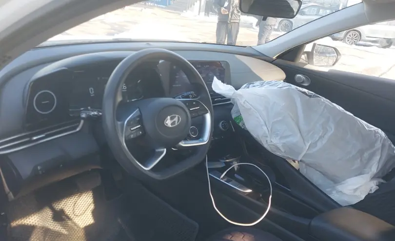 Hyundai Elantra 2024 года за 9 500 000 тг. в Алматы фото 5
