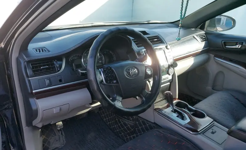 Toyota Camry 2014 года за 7 200 000 тг. в Шымкент фото 5