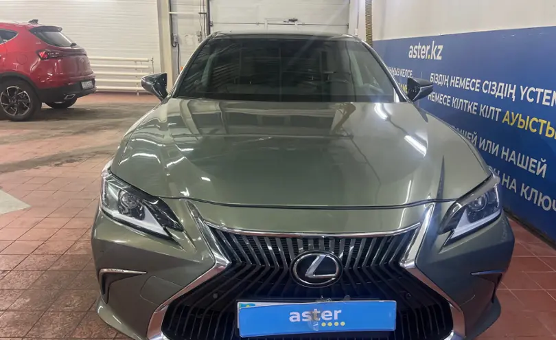 Lexus ES 2020 года за 20 000 000 тг. в Астана фото 2