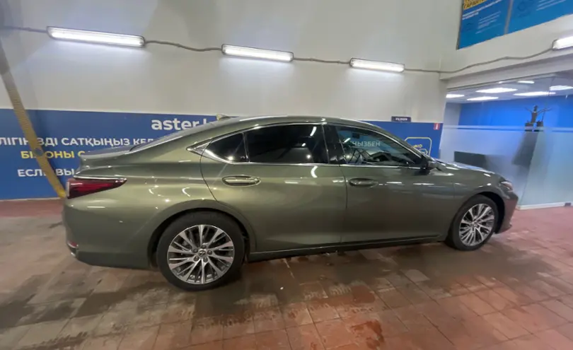Lexus ES 2020 года за 20 000 000 тг. в Астана фото 4