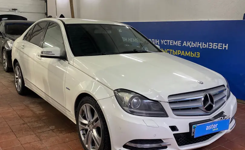 Mercedes-Benz C-Класс 2011 года за 6 400 000 тг. в Астана фото 3