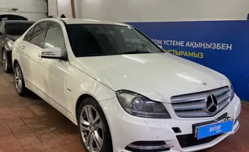 Mercedes-Benz C-Класс 2011 года за 6 500 000 тг. в Астана фото 3