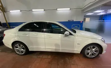 Mercedes-Benz C-Класс 2011 года за 6 500 000 тг. в Астана фото 4