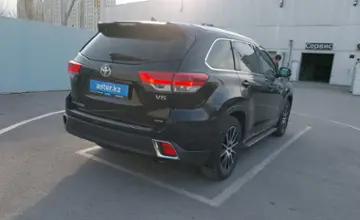 Toyota Highlander 2016 года за 16 000 000 тг. в Шымкент фото 3