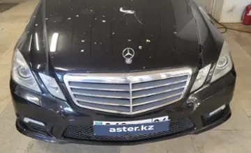 Mercedes-Benz E-Класс 2010 года за 6 500 000 тг. в Актобе фото 2