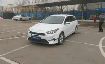 Kia Ceed 2023 года за 8 300 000 тг. в Алматы фото 1