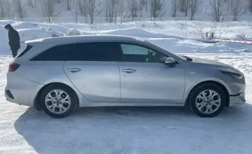 Kia Ceed SW 2022 года за 9 500 000 тг. в Усть-Каменогорск фото 4