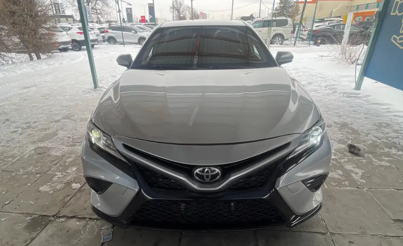 Toyota Camry 2020 года за 11 000 000 тг. в Талдыкорган фото 2