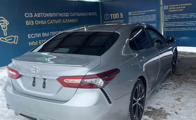 Toyota Camry 2020 года за 11 000 000 тг. в Талдыкорган фото 5