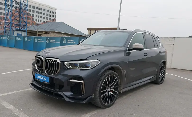 BMW X5 M 2022 года за 48 000 000 тг. в Шымкент